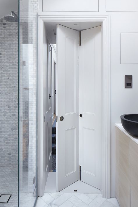 Foldable Bathroom Door, Small Bathroom Door Ideas, Small Bathroom Door, Bathroom Door Ideas, Marsh House, Space Saving Doors, Bathroom Layout Ideas, Folding Doors Interior, Mini Bad