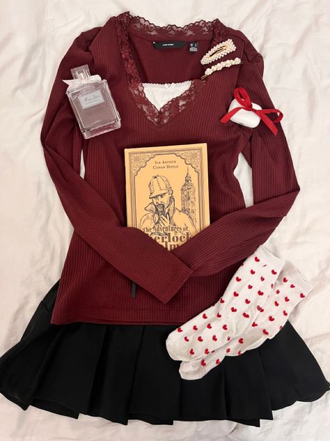 Cherry Coke Outfit, Cherry Astethic Outfit, Cherry Red Clothes Aesthetic, Red Coquette Clothes, Coquette 2000s Outfits, Cherry Red Style, Red Academia Aesthetic Outfits, Cherry Clothes Aesthetic, Black And Red Coquette