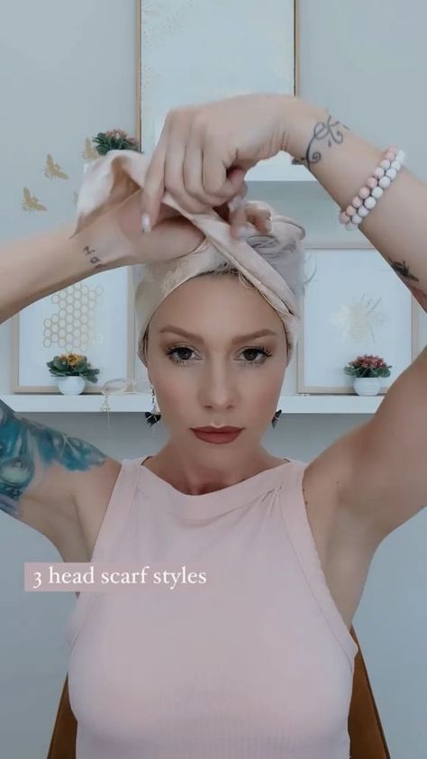 Using Scarfs In Hair, Short Hair Wrap Head Scarfs, Head Scarves For Pixie Hair, Headscarf For Short Hair, Pixie Haircut With Scarf, How To Tie A Scarf On Short Hair, Pixie Head Scarf, Short Hair Head Scarf Styles, Headscarf Ideas For Short Hair