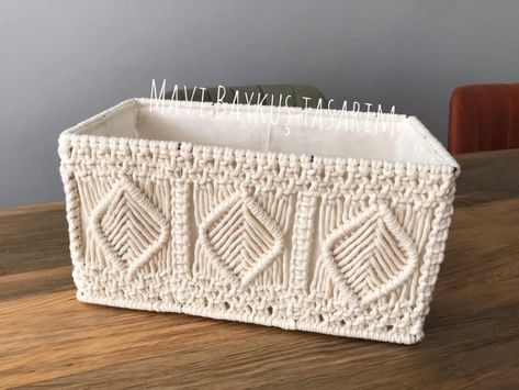 Macrame Organizer, Macrame Baskets, Baby Dresser Organization, Macrame Projects Ideas, Knitted Baskets, Macrame Basket, Baby Dresser, Dresser Organization, Snack Storage