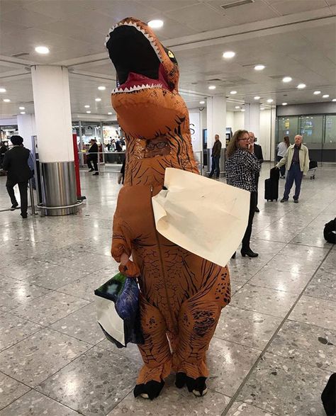 Ever Been Met At The Airport With A Sign Bearing Dinosaur? Why Not? Funny Coming Home Signs Airport, Welcome Back Airport Signs, Airport Welcome Ideas, Airport Signs Pickup Hilarious Boyfriend, Funny Welcome Home Signs Airport, Funny Airport Welcome Signs, Funny Airport Welcome Signs Friends, Airport Signs Pickup Hilarious, Funny Welcome Home Signs