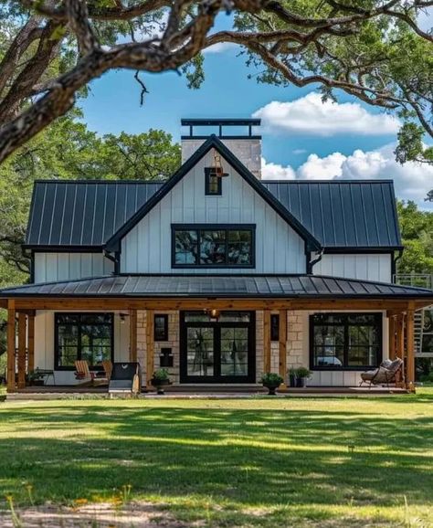 Best Barndominium Under 100k | This Beautiful and Unique Barndominium is What I need 😍🏠 | Facebook Cozy Barndominium, Buy Dirt, Creek House, Barn Style House Plans, Cabin Exterior, Modern Barn House, Farmhouse Style House Plans, Inspire Me Home Decor, Casa Exterior