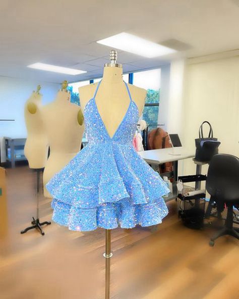 Baddie Homecoming Dresses, Blue Sequin Dress Short, 16th Birthday Dresses, Baddie Birthday Dress, Hoco 2022, Fem Fits, Work Party Dress, Hoco Inspo, Senior Szn