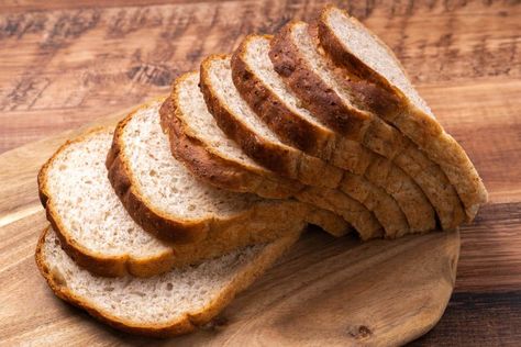 15 Best High Fiber Bread Choices from a Dietitian High Fiber Bread, Foods For Breakfast, Protein Bread Recipe, Fiber Bread, Sprouted Grain Bread, Multi Grain Bread, Healthiest Foods, High Fibre, Protein Bread