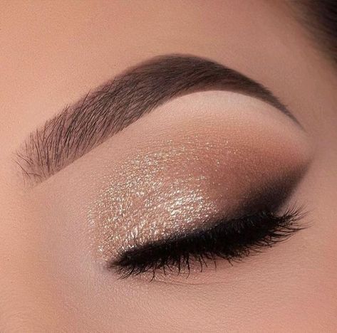 Bright Gold Eye Makeup, Makeup Ideas For A Dance, Prom Makeup For Burgundy Dress, Gold Makeup Simple, Wedding Eye Makeup For Brown Eyes, Light Brown Eyeshadow Looks, Eye Makeup With White Dress, Eye Makeup For White Dress, Natural Makeup For Brunettes