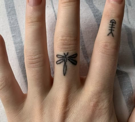 (Do not copy the art - cavetown said he is not comfortable with that) Aesthetic Tattoo Ideas, Unique Tattoo Ideas, 20 Aesthetic, Funky Tattoos, Bold Artwork, Dragonfly Tattoo, Poke Tattoo, Minimalist Tattoos, 1 Tattoo