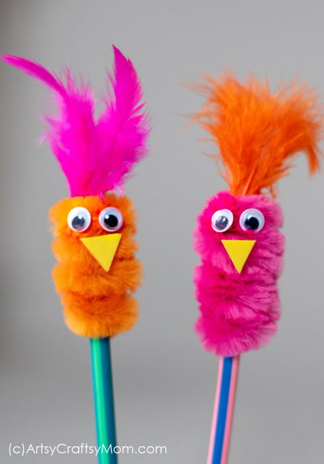 Påskeaktiviteter For Barn, Pencil Topper Crafts, Pipe Cleaner Art, Bird Craft, Diy Pencil, Pipe Cleaner Crafts, Back To School Crafts, Market Day, Bird Crafts