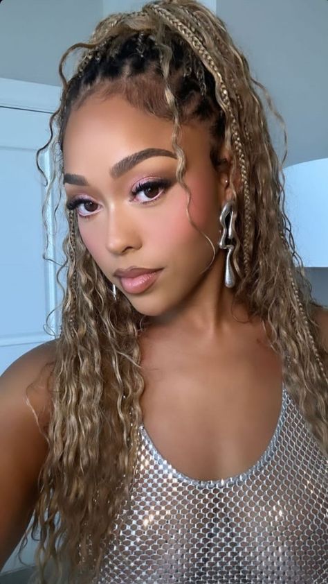 Coachella Braids, Angel Braids, Island Hair, Really Curly Hair, Hair Dyed, Vacation Hairstyles, Goddess Braids Hairstyles, Blonde Braids, Box Braids Hairstyles For Black Women