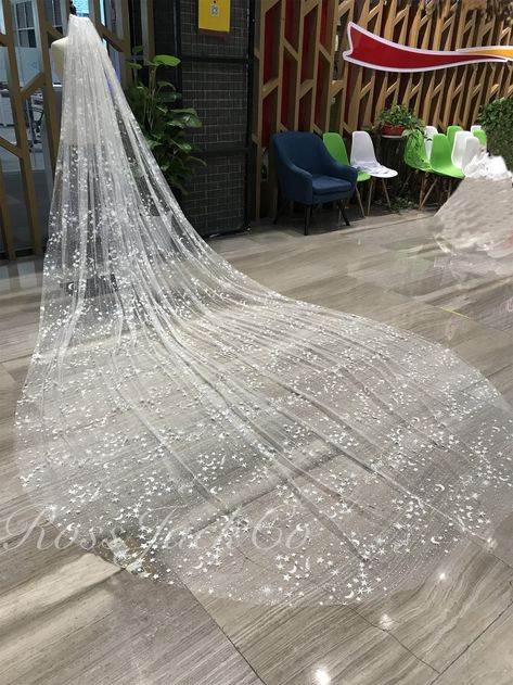 Dreamy Sparkly Veil Wedding, Silver Starry Moon and Star Bridal Veil, Veil Wedding Cathedral, 1 Tier Veil With Comb, Star Light Veil - Etsy Sparkly Wedding Vails, Wedding Veil Stars, Starry Veil, Veils Bridal Cathedral, Star Veil, Sparkly Veil, Long Veils Bridal, Long Veils, Winter Veil