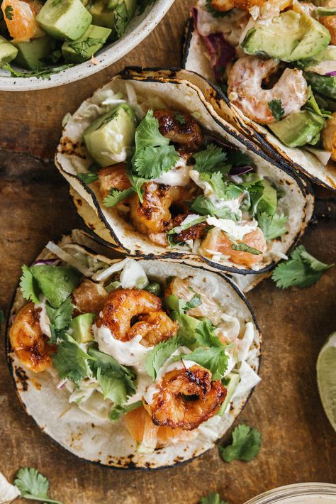 Best Shrimp Tacos, Best Shrimp Taco Recipe, Grilled Shrimp Tacos, Shrimp Taco, Shrimp Taco Recipes, Mexican Tacos, Taco Recipe, Summer Menu, Dinner Party Menu