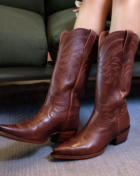 Women's Tall Cowgirl Boots | The Annie - Sequoia | Tecovas Cowboy Boots For Wedding, Cow Girl Boots Outfit, Tecovas Boots Women, Boots For Wedding, Cowboy Boots Aesthetic, Tecovas Boots, Cow Girl Boots, Snip Toe Cowgirl Boots, Tall Cowgirl Boots