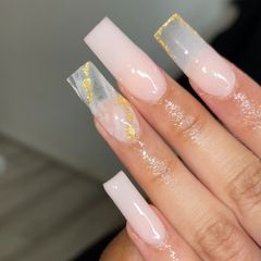 KAES KLAWS⚡️ (@kaesklaws) • Instagram photos and videos Simple Cute Nails, Logo Photo, Tech Gift, Business Signage, White Acrylic Nails, French Acrylic Nails, Classy Acrylic Nails, Short Square Acrylic Nails, Acrylic Nails Coffin Pink