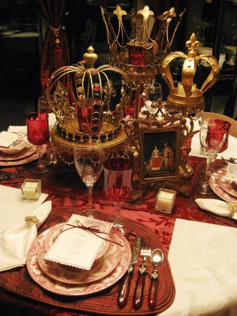 Royal table setting. Royal Table Centerpieces, Queen Esther Party, Queen Party Theme Royal, Coronation Table Decorations, Royalty Table Decorations, Queen Themed Birthday Party, Royalty Theme Party, Red Table Runners, Royal Theme Party