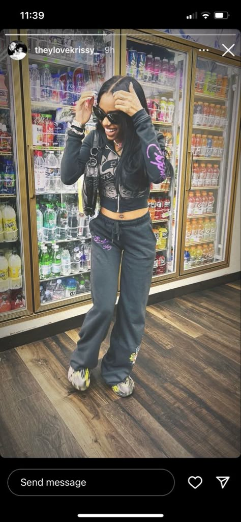 Sp5der Hoodie Outfit Black Women, Ed Hardy Tracksuit Outfit, Tracksuit Outfit Black Women, Ed Hardy Tracksuit, Hoodie Outfit Black Women, Ed Hardy Outfit, Outfit Black Women, Tracksuit Outfit, Bar Outfit