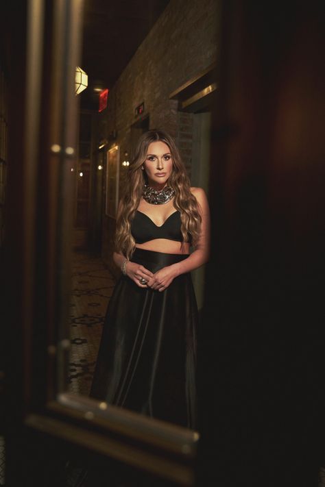 Carly Pearce, Female Country Singers, Country Female Singers, Instagram Cover, Cover Girl, Country Artists, Dog Mama, Country Singers, Female Singers