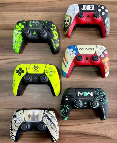 Ps5 Controller Custom, Custom Xbox Controller, Custom Ps5 Controller, Boutique Clothing Store Design, Gangsta Walking, Singer Talent, Electronic Gadgets For Men, Custom Controller, Alien Artwork