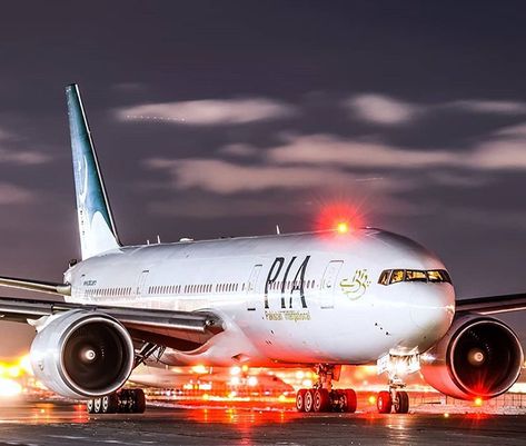 Brent on Instagram: “Pakistan International Airline Boeing 777-200LR. #boeing777 #777200lr #boeing #pia #pakistaninternationalairlines #aviationphotography…” Pia Airlines, Pakistan International Airlines, Mandela Quotes, Air Carrier, International Airlines, Boeing 777, Aviation Photography, South Asia, Toronto Canada