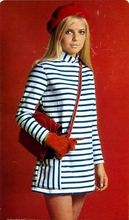 allthingssixties: France Gall (la marinière) Moda Z Lat 70., 70s Mode, Fashion Fotografie, France Gall, 60s 70s Fashion, 60s And 70s Fashion, Fashion 1960s, Sixties Fashion, Women's Outfits