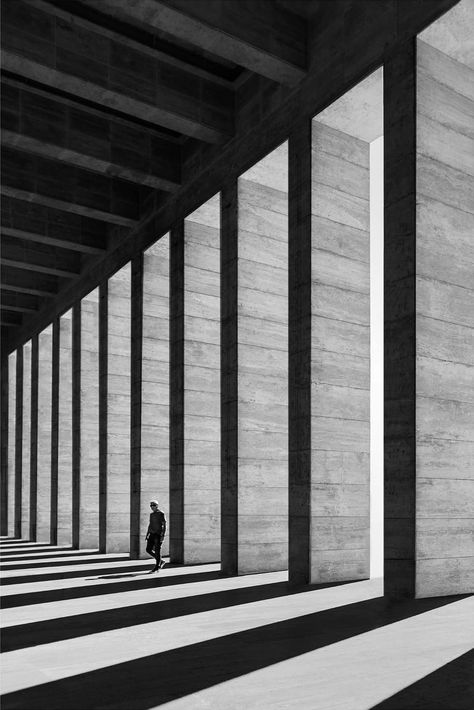 Photography Poses Street, Poses Street, Architectural Wall Art, Architectural Wall, Brutalism Architecture, Minimal Photography, Studio Photography Poses, Shadow Photography, Fall Fashions