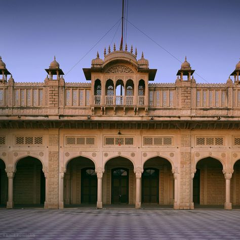 Human Perspiration is not impure. Moti Mahal Palace, Bharatpur, Rajasthan. ©Amit Pasricha Indian Palace Exterior, Haveli House India, Rajasthan Architecture, Haveli Design, Gauri Ganpati, Hindu Architecture, Indian Palace, Architecture Styles, House Architecture Styles