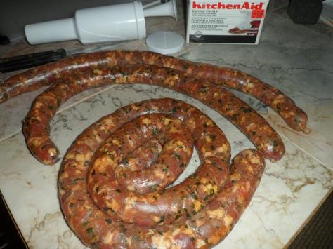 Chorizo - Colombian Style. Photo by FabioH Sancocho Recipe, Chorizo Recipe, Colombian Style, Potato Sausage, Homemade Sausage Recipes, Chorizo Recipes, Pork Meat, Homemade Sausage, How To Make Sausage