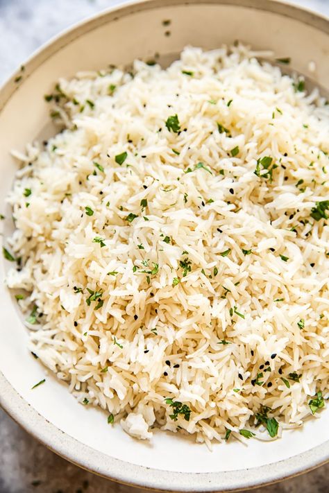 Coconut Rice (Instant Pot) - Vikalinka Coconut Rice Instant Pot, Instant Pot Coconut Rice, Rice Instant Pot, Cooking With Coconut Milk, Coconut Milk Uses, Unsweetened Coconut Milk, Chicken Tikka Masala, Coconut Rice, Fool Proof Recipes