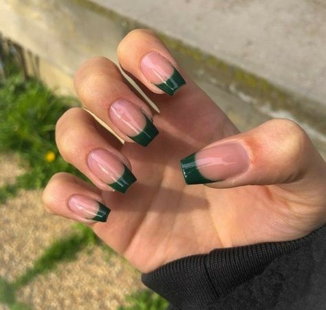 Dark Green With Black Nails, Foundation And Concealer Application, Pretty Acrylic Nails Green, Green Acrylic French Tips, Simple Green Nails Square, Clean Asethic Nails, Pretty Green Nail Designs, Green Tip Nails Coffin, Green French Tips With Design