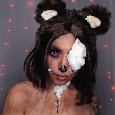 Halloween is a great time to get creative with your makeup look. Get inspired by these 30 eerily impressive makeup designs. Teddy Bear Makeup, Bear Makeup, Cute Halloween Makeup, Bear Halloween, Spooktacular Halloween, Halloween Costumes Makeup, 31 Days Of Halloween, Creative Eye Makeup, Makeup Artistry