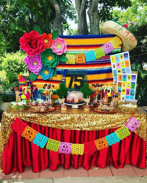 Decoración Fiesta Mexicana - decoracion para fiestas Charro Theme, Mexican Fiesta Birthday Party, Mexican Theme Party Decorations, Happy 75th Birthday, Mexican Theme Party, Mexican Birthday Parties, Mexican Party Decorations, Mexican Fiesta Party, Fiesta Birthday Party