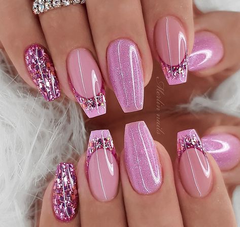 Pink Gel Nails Designs, Pink Gel Nails, Fancy Nails Designs, Pink Nail Art, Pretty Nail Art Designs, Animal Print Nails, Bright Nails, Pretty Nail Art, Nail Designs Glitter