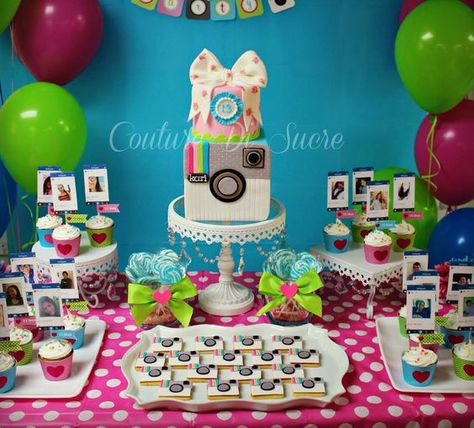 Instagram party: Instagram Party Theme, Happy Birthday Ideas, Instagram Birthday Party, Anna Birthday Party, 13 Birthday, Instagram Cake, Emoji Party, Instagram Party, 9th Birthday Parties