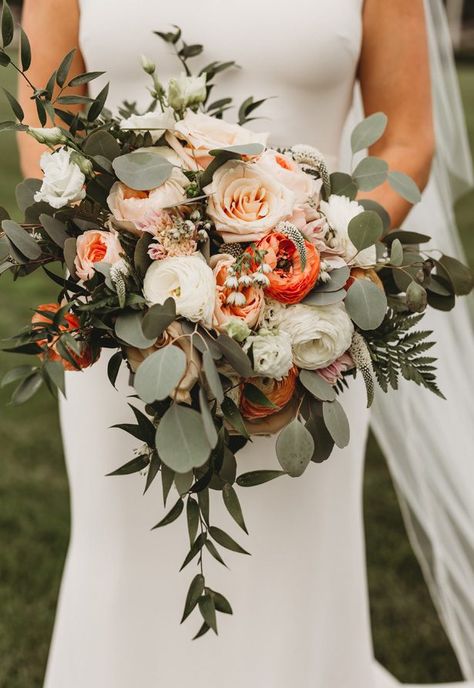 Wild Wedding Bouquet, Greenery Wedding Bouquet, Rustic Fall Wedding, Fall Wedding Bouquets, Fall Wedding Flowers, Coral Flowers, Fall Wedding Colors, Peach Roses, Wedding Flower Arrangements