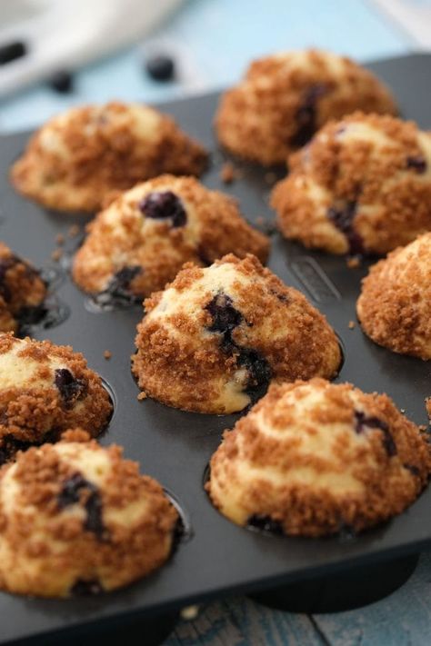 Mini Blueberry Muffins - Brooklyn Farm Girl Blueberry Crumble Muffins, Mini Blueberry Muffins, Blueberry Muffins Recipe, Moist Muffins, Muffin Recipes Blueberry, Mini Muffin Pan, Blueberry Muffins, Crumble Topping, Mini Muffins