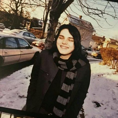 Gerald Way, I Love Mcr, Mikey Way, Frank Iero, Gerard Way, Emo Bands, My Chemical, Draco Malfoy, My Chemical Romance