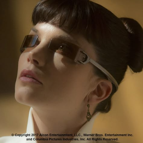 ArtStation - Blade Runner 2049 - Luv's Glasses, Mike Hill Sylvia Hoeks, Cyberpunk Glasses, Funky Frames, Glasses Sketch, Futuristic Glasses, Glasses Frames Trendy, Futuristic Aesthetic, Blade Runner 2049, Cool Glasses