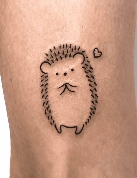 Minimalist Hedgehog Tattoo, Tiny Hedgehog Tattoo, Hedgehog Outline Tattoo, Headhog Tattoo, Simple Hedgehog Tattoo, Cute Henna Animals, Small Tattoo Ideas Nature, Heghog Drawing, Cute Hedgehog Tattoo