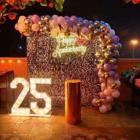 Wedding Anniversary Decoration Ideas, 25th Anniversary Decor, Anniversary Decoration Ideas At Home, Anniversary Decoration Ideas, 25th Wedding Anniversary Decorations, Decoration With Balloons, 25th Marriage Anniversary, 40th Anniversary Decorations, 25th Anniversary Decorations