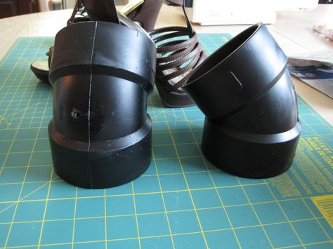 hoofsteps8 How To Make Hooves For A Costume, Satyr Costume Diy, Saytr Cosplay Diy, Diy Hooves, Faun Hooves, Satyr Cosplay, Satyr Costume, Faun Costume, Hoof Shoes