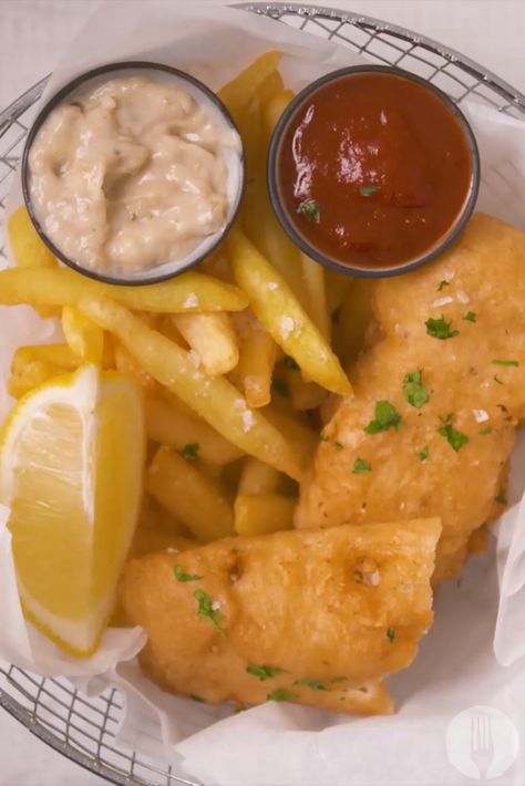 Koi In Pond, Fish And Fries, Fried Fish And Chips, Microwave Treats, Fish And Chips Batter, Beer Batter Fish, Beer Battered Fish Recipes, Hawaii Fish, Fish Batter Recipe