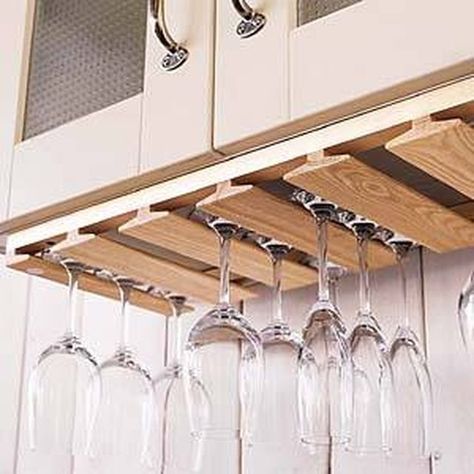 So, you're a wine connoisseur and you need a clever way to display your new wineglasses. Here is just what you need: a simple plan for the wineglass rack that presents many... Diy Wine Glass Rack, Wine Glass Hanger, Wine Glass Shelf, Wine Rack Design, Wine Glass Storage, Simple Plan, Wine Connoisseur, Regal Design, Wine Glass Rack