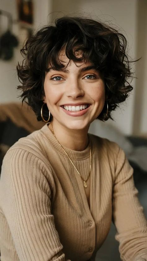 Round Face Wavy Hair, Pixie Wavy Hair, Pixie Cut Wavy Hair, Pixie Cut Curly Hair, Pixie Cut Round Face, Haircut For Big Forehead, Short Haircuts For Ladies, Haircuts For Ladies, Curly Pixie Haircuts