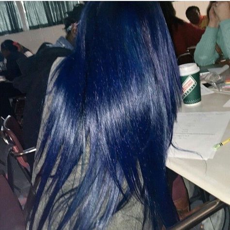 follow @onlyonejas  for more pins ; dailyyyy  #hair #bluehair Dark Blue Curly Hair, Stylist Aesthetic, Summer Character, Midnight Blue Hair, Academy Aesthetic, Dark Blue Hair, Zodiac Academy, Colourful Hair, Pretty Hair Color