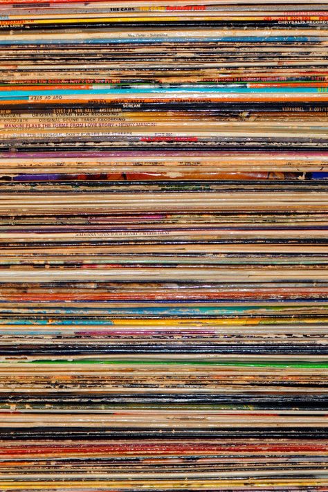 Record Wallpaper Iphone, Vinyl Record Wallpaper, Artsy Lockscreen, Record Wallpaper, Records Wallpaper, Aesthetic Screensaver, Screensaver Iphone, Recording Studio Design, Recording Studio Home