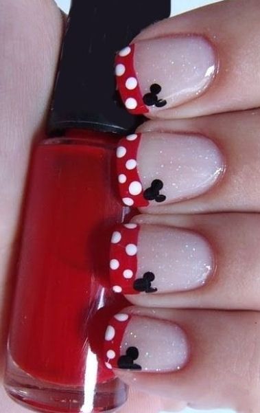 Mickey Nail, Minnie Mouse Nail Art, Mouse Nail Art, Pinstripe Nails, Disney Nail Art, Disneyland Nails, Disney Nail Designs, Mickey Mouse Nails, Minnie Mouse Nails