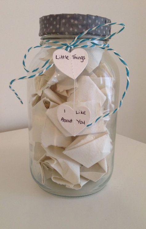 Cheap homemade Christmas gifts Cheap Homemade Christmas Gifts, Homemade Gifts For Girlfriend, Gifts For Boyfriend Long Distance, Homemade Gifts For Boyfriend, Girlfriend Anniversary Gifts, Creative Gifts For Boyfriend, Cute Couple Gifts, Gifts For Girlfriend