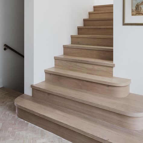 Timber Steps, Kitchen Steps, Wood Floor Stairs, Stair Balustrade, Hall Tiles, Carpet Staircase, Stairs Renovation, Timber Stair, Staircase Wall Decor