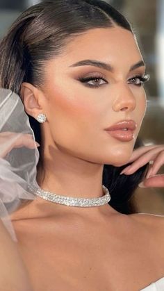 Make Up Novia, Glam Bride Makeup, Create Pin, Eye Makeup Images, Glam Wedding Makeup, Wedding Makeup For Brown Eyes, Eye Makeup Styles, Bridesmaid Hair Makeup, Bridal Makeup Wedding