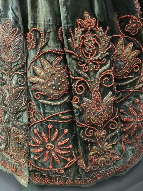 Detail from a mid 17th C Italian/Hungarian dress from the wardrobe of Orsolya Esterhazy. Beautiful is its faded glory! Italian Embroidery, Medieval Dress Embroidery, Luxury Historical Medieval Dress In Baroque Style, Luxury Folk Dress With Embroidered Border, Multicolor Folk Embroidered Dress With Intricate Embroidery, 1520s Italian Fashion, Ethno Style, Medieval Dress, Century Clothing