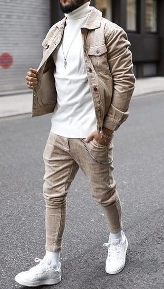 Winter Outfits Men Streetwear, Black Men Fashion Urban, Black Men Fashion Swag, Mens Casual Outfits Summer, Black Men Street Fashion, Stylish Men Casual, Tan Pants, Street Style Outfits Men, Mens Casual Dress Outfits