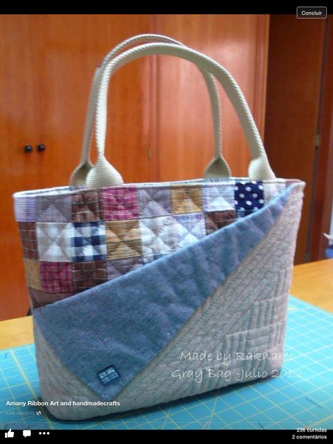 Tote Bags Sewing, Grey Bag, Sewing Purses, Quilted Purses, Quilted Totes, Patchwork Bags, Jeans Bag, Bags Tutorial, Purse Patterns